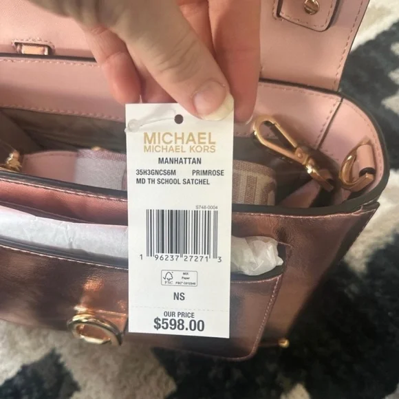 Michael Kors Metallic Rose Gold Manhattan Primrose Satchel - Picture 4 of 4